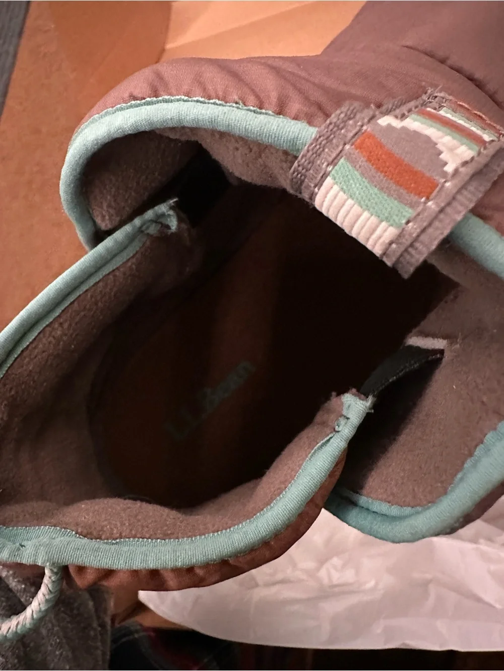 New in Box Beautiful LL Bean Quilted Slip-On Winter Boot in Brown/Teal trim